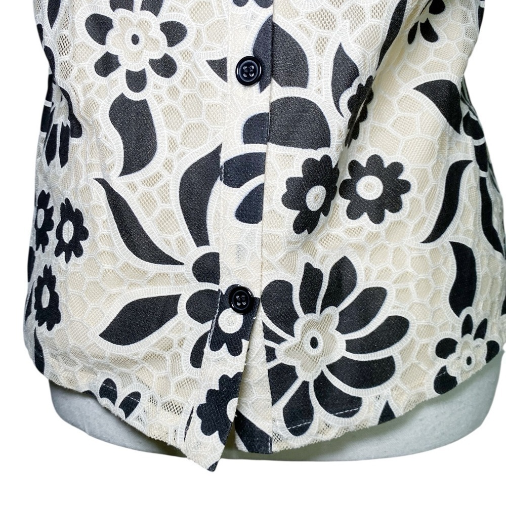 MM Couture Floral Black and White Sleeveless Top - Picture 7 of 13
